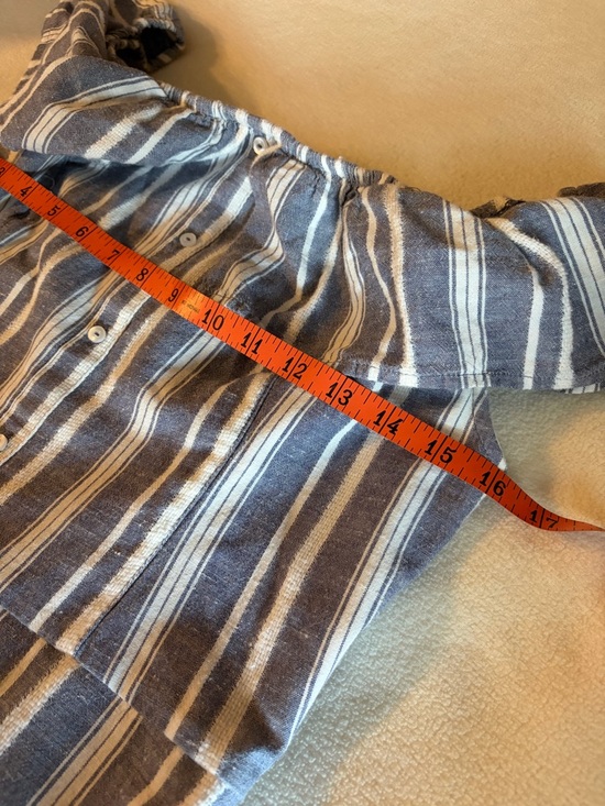 Hollister Navy and White Striped Off-Shoulder Cotton/Linen Dress. Size Large - Picture 6 of 7